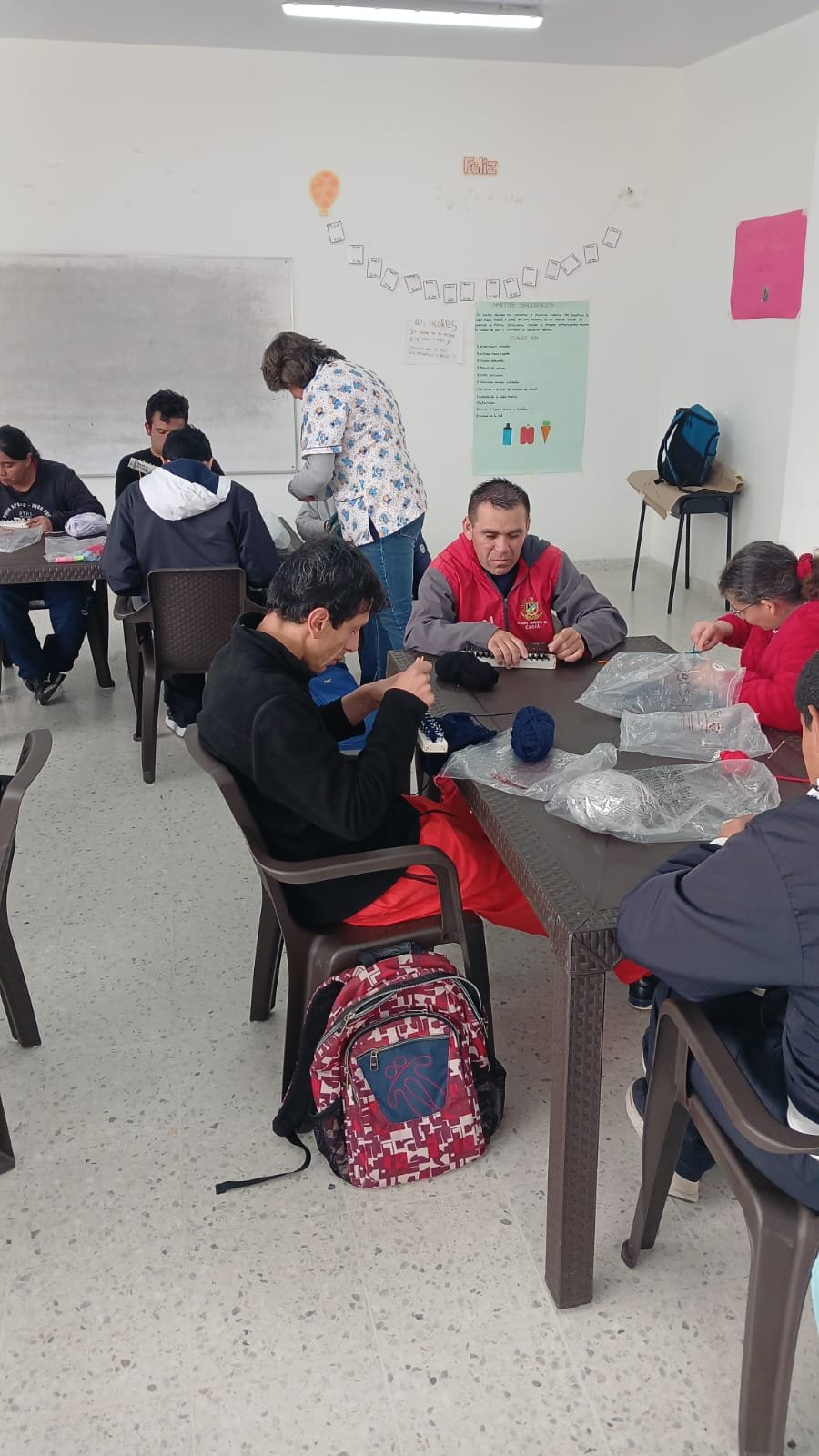 Actividad recreativa con usuarios de la Fundación CREINSER